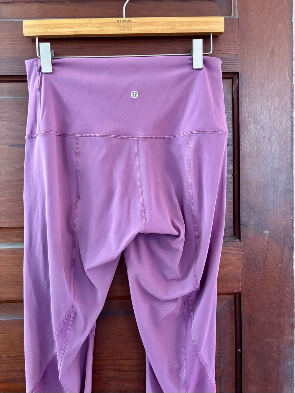 Lululemon Wunder Under Crop II *Roll Down Scallop Full-On Luxtreme 24" in V Plum - Picture 3 of 9